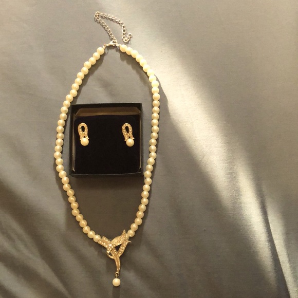 GONE - Picture 1 of 4